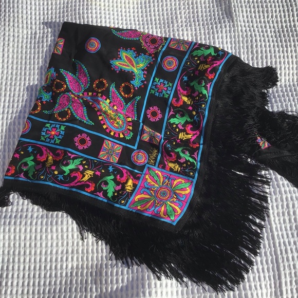 Bob🎭 Mackie Large Silk Fringe Scarf EUC - Picture 2 of 8